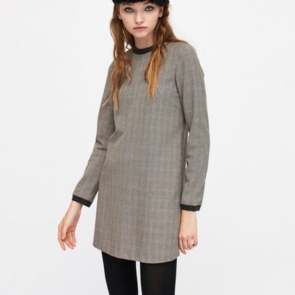 Zara Trafaluc Collection Houndstooth Long sleeve Black Red Mini dress